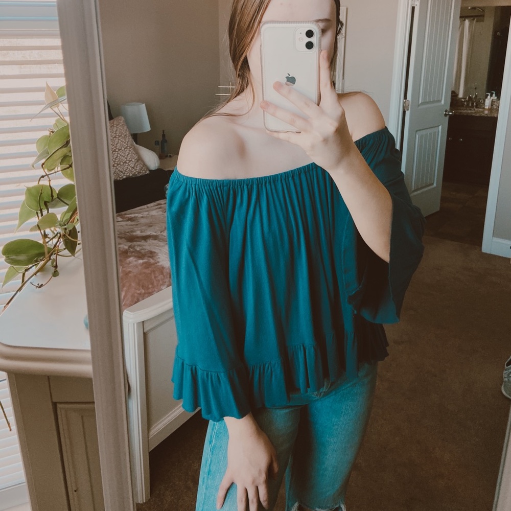 American Eagle Off The Shoulder Top